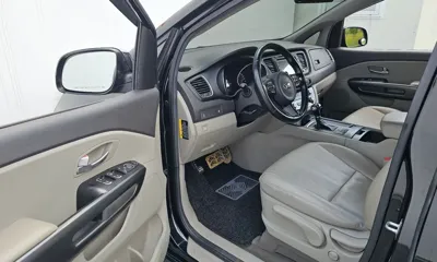 Kia Canival 2015, 270593 км, за 6500000 KRW - фото 10