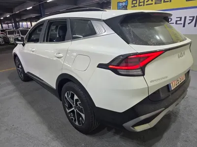 Kia Sportage 2023, 26805 км, за 24900000 KRW