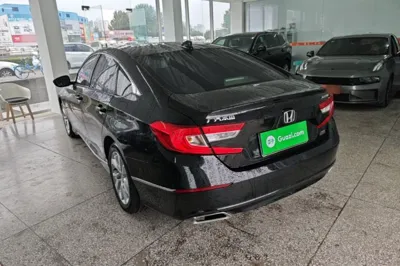 Honda Accord 2018, 83900 км, за 88523.16 CNY