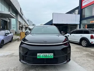 Li Auto Li L6 2024, 20000 км, за 176000 CNY