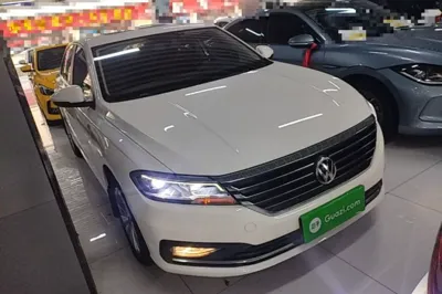 Volkswagen Lavida 2019, 67400 км, за 64442.95 CNY