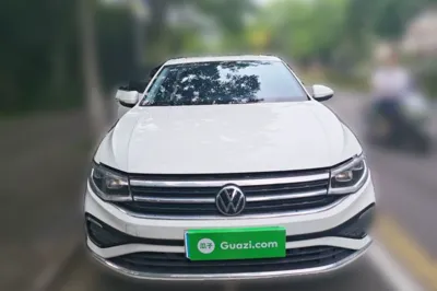 Volkswagen Bora 2023, 18900 км, за 69923.91 CNY