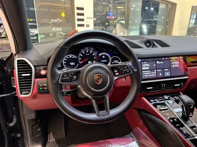Porsche Cayenne 2020, 60000 км, за 468000 CNY - фото 14