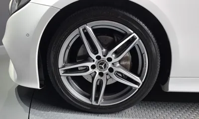 Mercedes-Benz E-Class 2018, 112130 км, за 29990000 KRW - фото 5