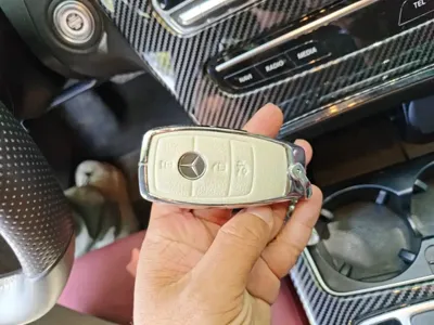 Mercedes-Benz C-Class 2019, 108000 км, за 96900 CNY - фото 9