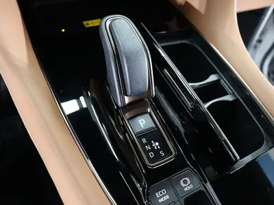 Toyota Alphard 2024, 16935 км, за 93990000 KRW - фото 8