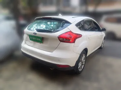 Ford Focus 2015, 101700 км, за 45136.66 CNY