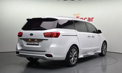 Kia Canival 2019, 154512 км, за 16000000 KRW