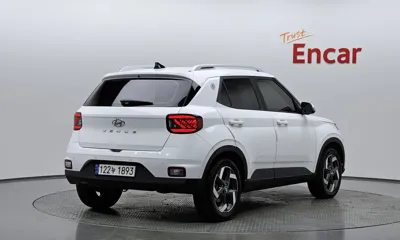 Hyundai Venue 2025, 10045 км, за 14301.44 USD