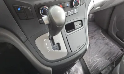 Hyundai Starex 2018, 102560 км, за 9500000 KRW - фото 9