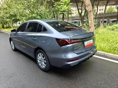 Roewe i5 2025, 3900 км, за 52800 CNY - фото 7