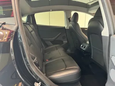 Tesla Model Y 2023, 60000 км, за 163800 CNY - фото 9