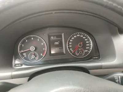 Volkswagen Touran 2015, 95000 км, за 44356.57 CNY - фото 10