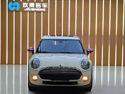 MINI MINI 2018, 49000 км, за 72800 CNY