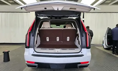Cadillac Escalade 2023, 49418 км, за 83500000 KRW - фото 20