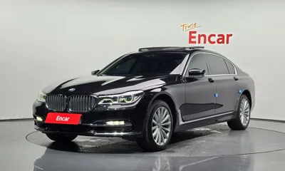 BMW 7-Series · 2016 год