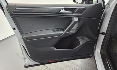 Volkswagen Tiguan 2018, 56799 км, за 23300000 KRW - фото 24