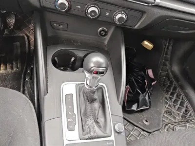 Audi A3 2019, 90700 км, за 55800 CNY - фото 16