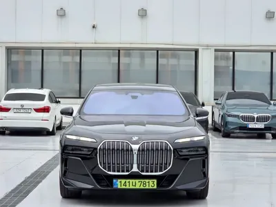 BMW 7-Series 2024, 37455 км, за 111000000 KRW