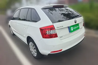 Skoda Rapid Spaceback 2018, 69300 км, за 28916.18 CNY