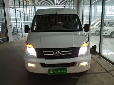 大通 V80 2022, 70900 км, за 85300 CNY - фото 3