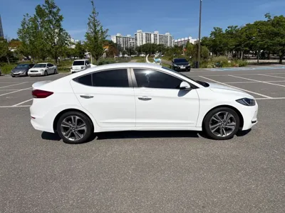 Hyundai Avante 2016, 108890 км, за 10500000 KRW - фото 4