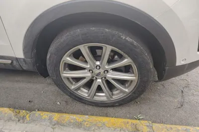 Ford Explorer 2016, 133900 км, за 100201.43 CNY - фото 8