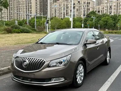 Buick LaCrosse · 2015 год