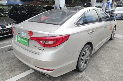 Hyundai Sonata 2015, 141400 км, за 49138.86 CNY - фото 6