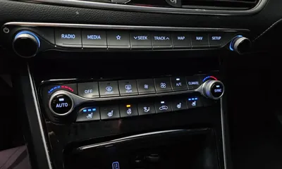 Hyundai Grandeur 2018, 169429 км, за 8900000 KRW - фото 17
