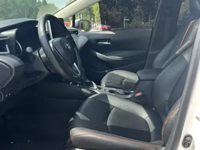 Toyota Corolla 2023, 24000 км, за 92800 CNY