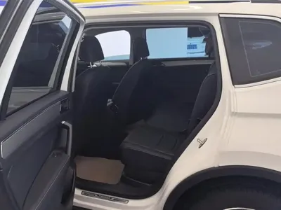 Volkswagen Tiguan L 2019, 73700 км, за 82600 CNY - фото 11
