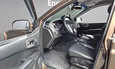 KG_Mobility_Ssangyong KORANDO 2017, 61978 км, за 10500000 KRW - фото 10