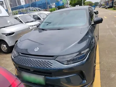 Leapmotor Leapmotor C11 2023, 53900 км, за 85000 CNY