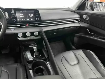 Hyundai Elantra 2024, 29000 км, за 75800 CNY - фото 13