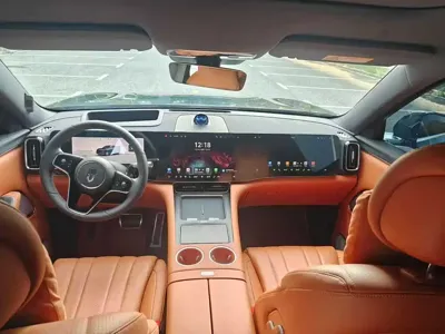 AITO 问界 AITO M8 2025, 4800 км, за 305800 CNY