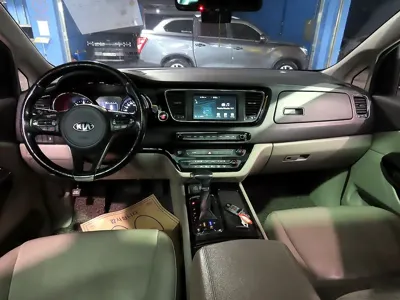 Kia Canival 2017, 311498 км, за 6500000 KRW - фото 5