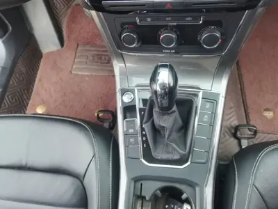 Volkswagen Passat 2019, 154800 км, за 48600 CNY - фото 14