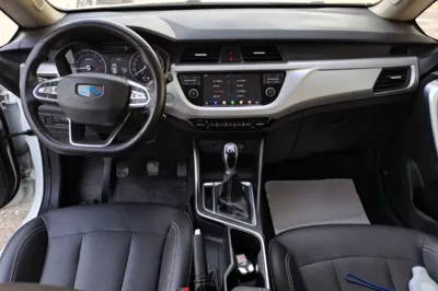 Geely Auto Vision X3 2019, 62000 км, за 35732.48 CNY - фото 12