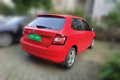 Skoda Fabia 2017, 96000 км, за 29528.09 CNY - фото 6