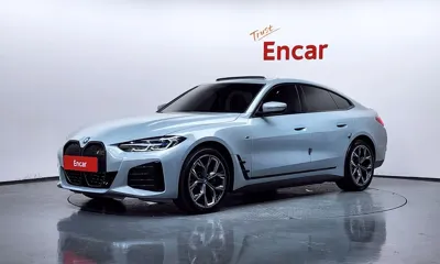 BMW i4 · 2024 год