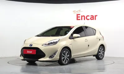 Toyota Prius · 2019 год