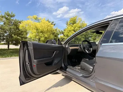 Tesla Model 3 2020, 34000 км, за 119800 CNY
