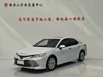 Toyota Camry 2021, 50000 км, за 91000 CNY - фото 1