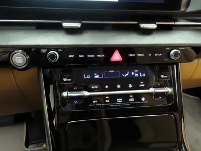 Kia Canival 2023, 29912 км, за 29600000 KRW - фото 9