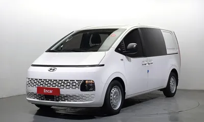 Hyundai Staria · 2022 год