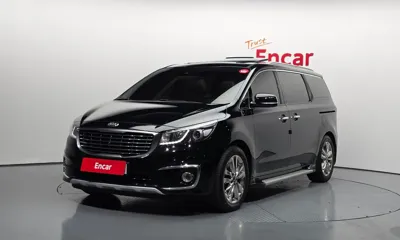 Kia Canival · 2015 год
