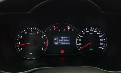 Kia Carens 2017, 154802 км, за 7400000 KRW - фото 8
