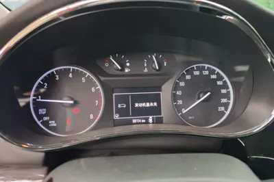 Buick Encore 2016, 86100 км, за 23972.49 CNY - фото 11