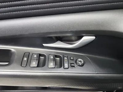 Hyundai Avante 2024, 30986 км, за 19500000 KRW